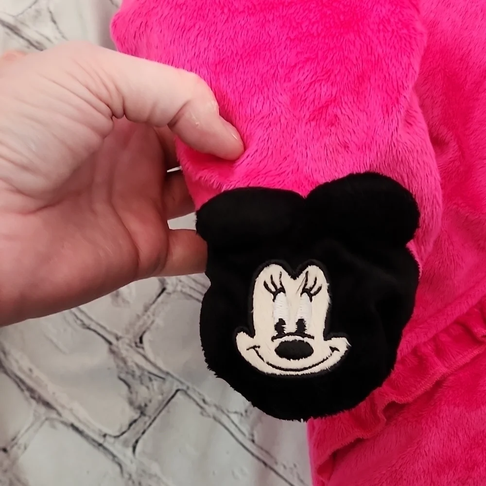 Disney baby minnie mouse snowsuit